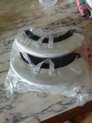 Gafas de esquí con lente dorada, tengo 2 .