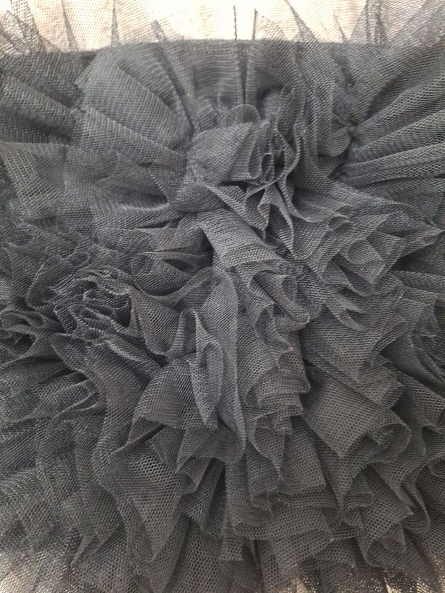 Top fiesta volantes tul negro