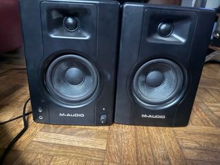 Controlador DJ Traktor Kontrol S2