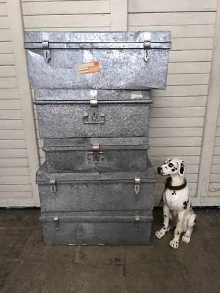 Baúles metálicos avión. Vintage. Metálicos