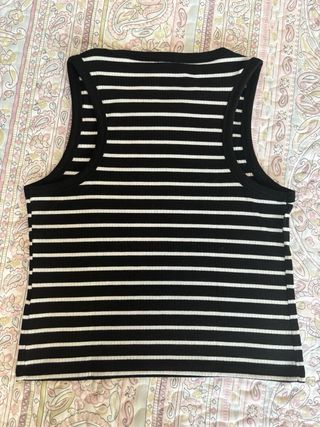 Camiseta Kiabi rayas blanco y negro Talla S