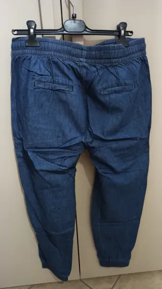 Jeans elasticizzati vita alta