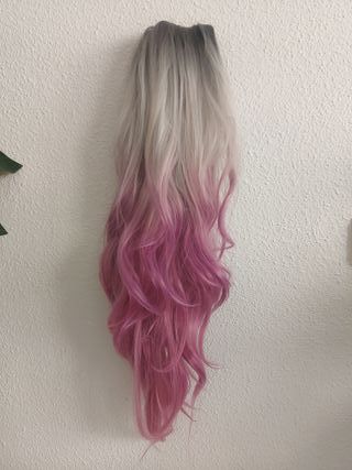 Peluca sintética degradado gris a rosa