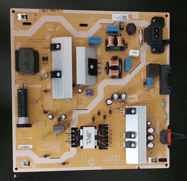 Placa Madre Fuente Alimenta TV Samsung UE55RU7105K