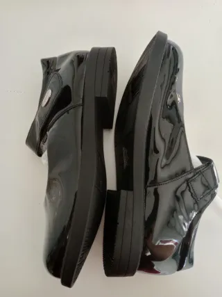 Zapatos charol negros