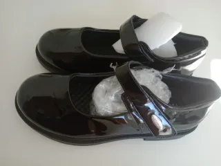 Zapatos charol negros