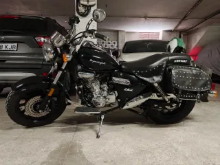 MOTO KEEWAY SUPERLINHT