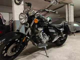 MOTO KEEWAY SUPERLINHT