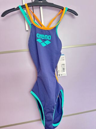 Bañador natación Arena