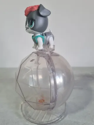 Mascota LOL Surprise Doggie Stardust.