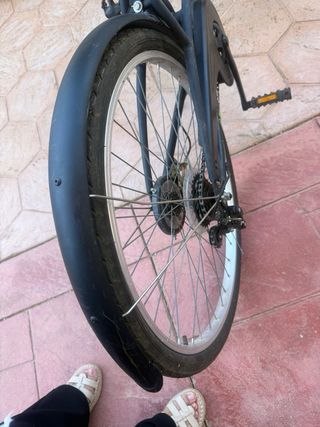 Bicicleta de paseo negra