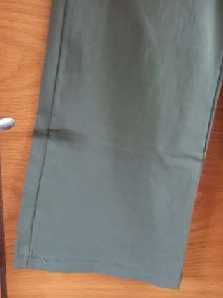 Pantalón ancho t.única hasta 40/42 verde con cintu