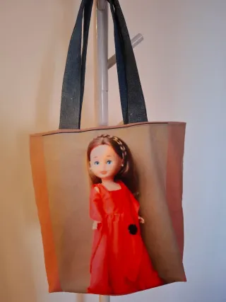 Bolso Nancy con estampado de muñeca