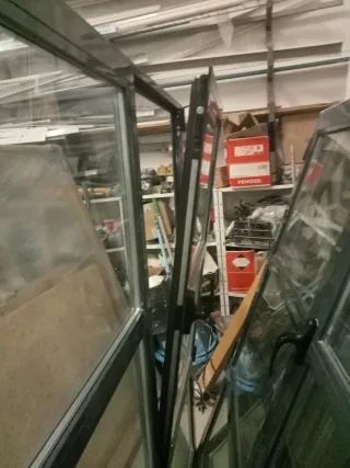 Ventana Oscilobatiente Aluminio con fijo inferior