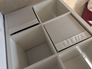 Estantería blanca modular