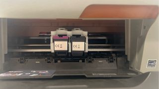 Impresora HP Deskjet 2050A Multifunción