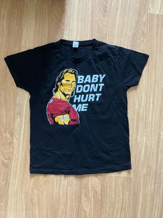 Camiseta Negra Baby Dont Hurt Me