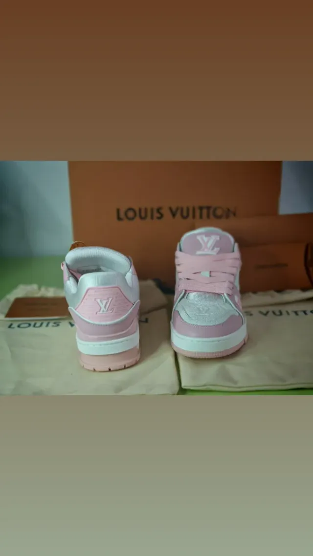 Sneakers Louis Vuitton LV Trainer Rosa Bianco