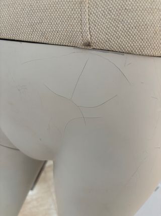 2 Maniquíes de pie y uno sentado . 35€ por unidad