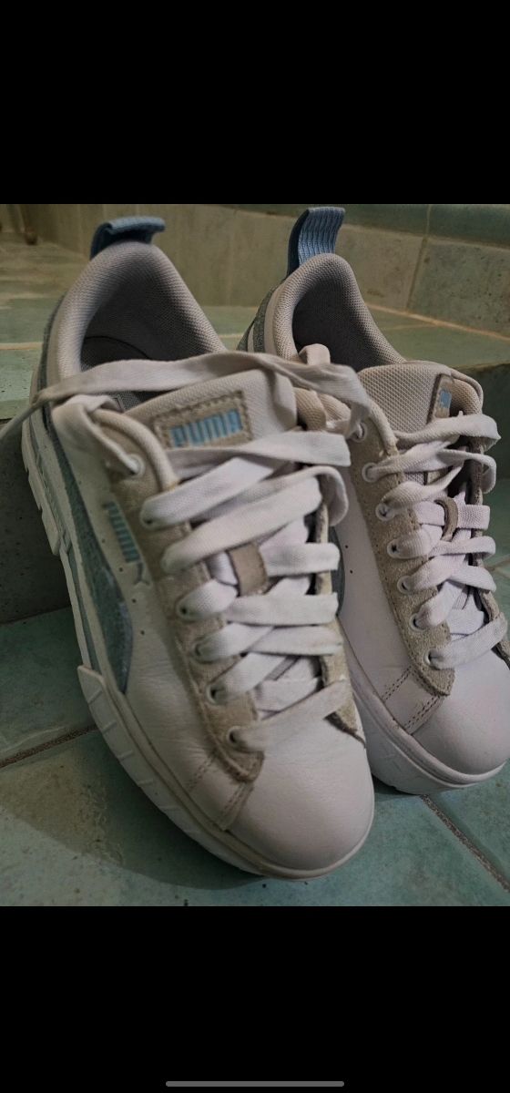 Sneakers Puma bianche e blu