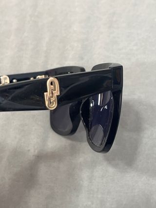 Gafas de sol Furla negras