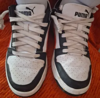 Deportivas Puma Blancas y Negras