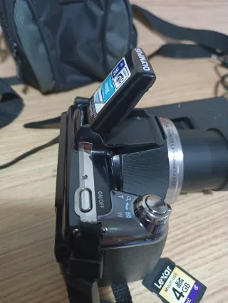 Cámara Olympus SP-810UZ Negra