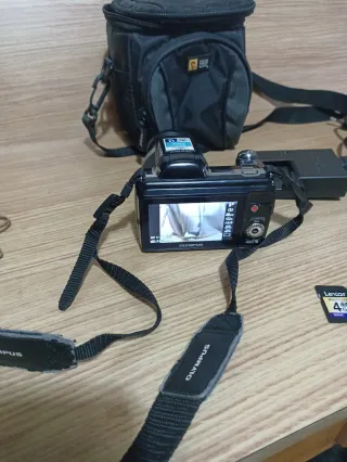 Cámara Olympus SP-810UZ Negra