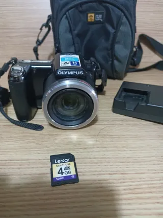 Cámara Olympus SP-810UZ Negra