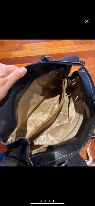 Bolso de piel negro