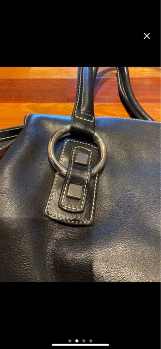 Bolso de piel negro