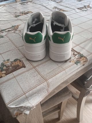 Zapatillas Puma Clásicas Hombre Blancas y Verdes 