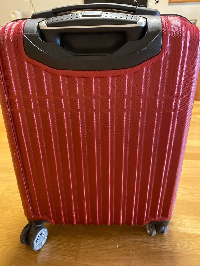 Maleta Roja Rígida con Ruedas