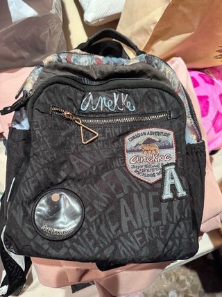 Mochila Anekke Negra