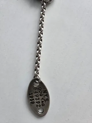 Colgante Uno de 50 Plata y Negro