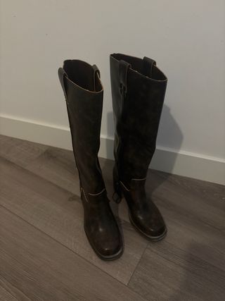 Botas altas piel marrón y negro