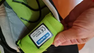 Zapatos de seguridad Anibal negros y verdes