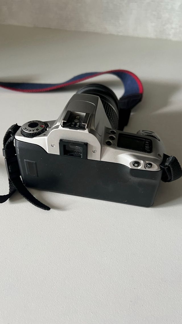 Canon Rebel 2000 EOS – cámara analógica