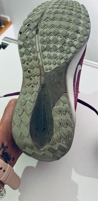 Zapatillas Nike Running Mujer granates 