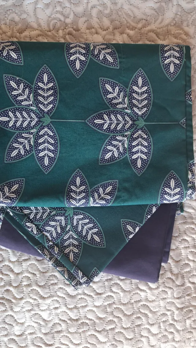 Juego de sábanas verde y morado