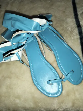 Sandalias planas azules mujer
