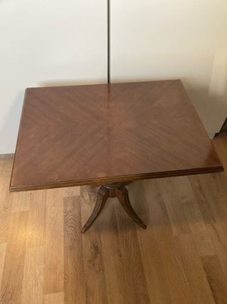 Mesita auxiliar antigua de madera