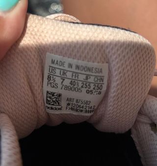 Deportivas Adidas Moradas y Rosas