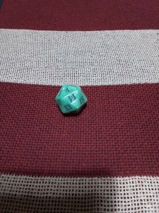 Dado Magic Theros Más Allá de la Muerte precio 1 €
