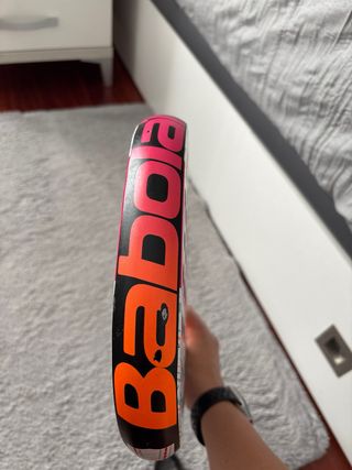 Pala pádel Babolat Dyna con poco uso.