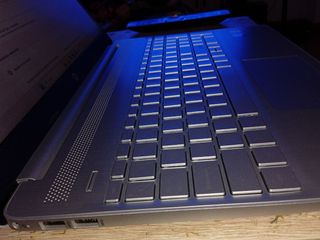 HP 15s-fq4043ns i7-1195G7 16GB RAM 500GB