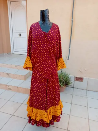 Vestido Flamenca Lunares Morado y Amarillo