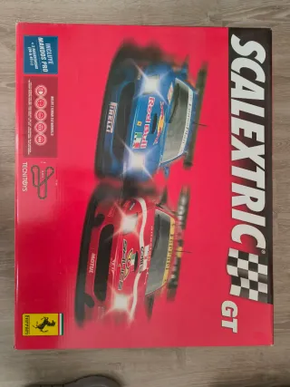 Circuito Scalextric C4 GT + 2 Ferrari 550 Maranell