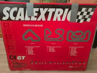 Circuito Scalextric C4 GT + 2 Ferrari 550 Maranell