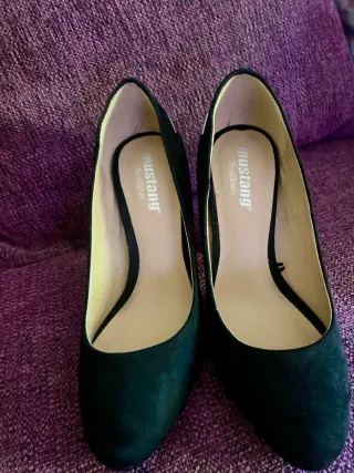 Zapatos Mustang Negros Tacon